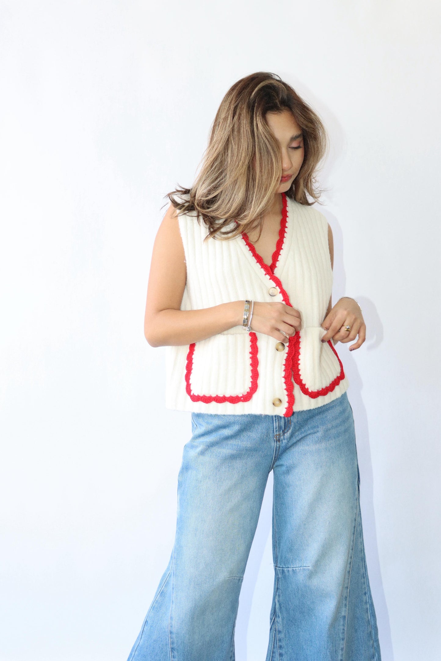 White/Red Vest