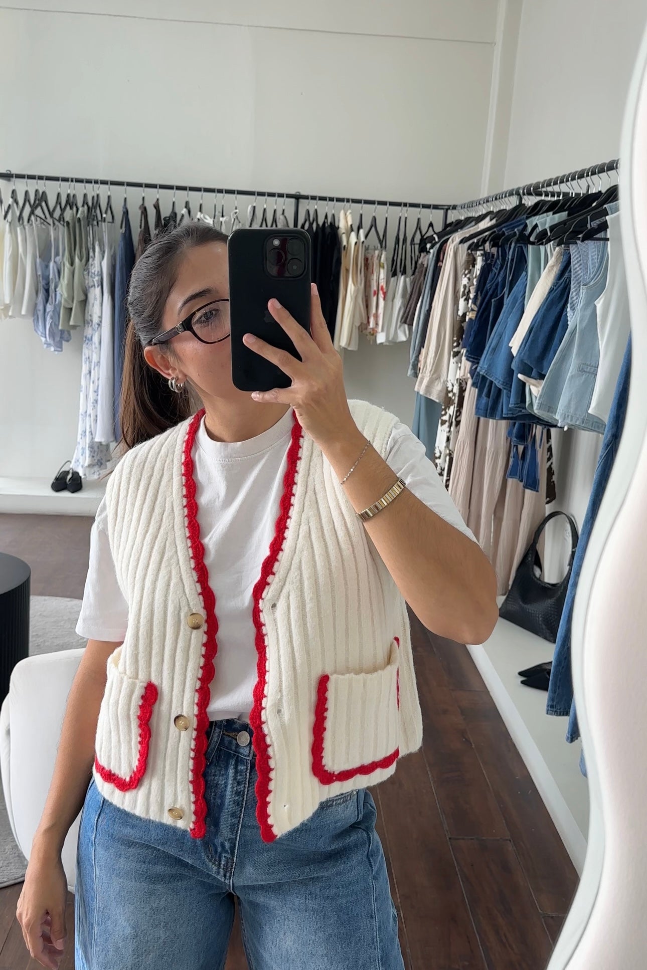 White/Red Vest