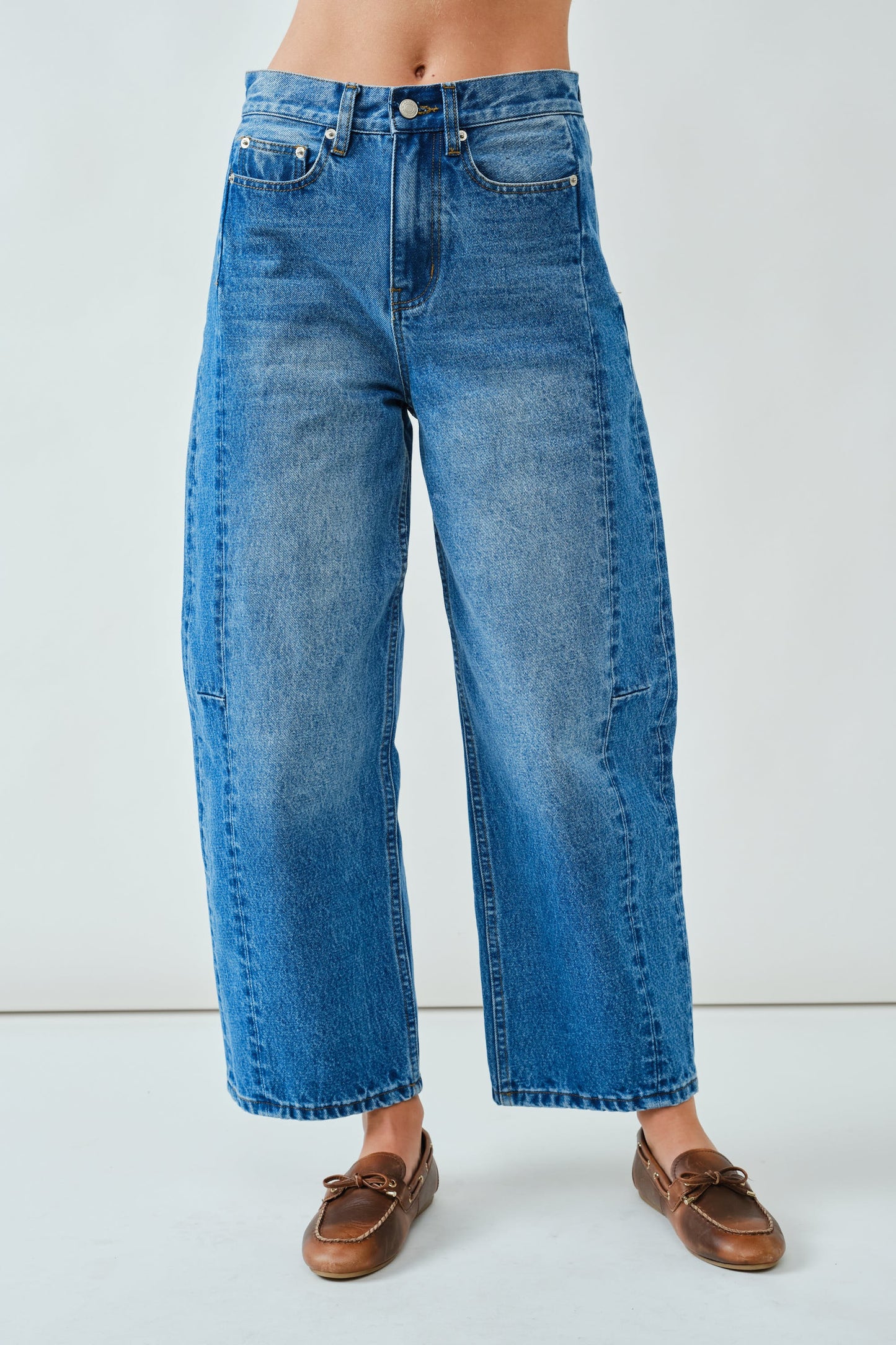 Barrel Jeans
