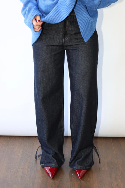 Wide Leg Jeans W/Bow Ties