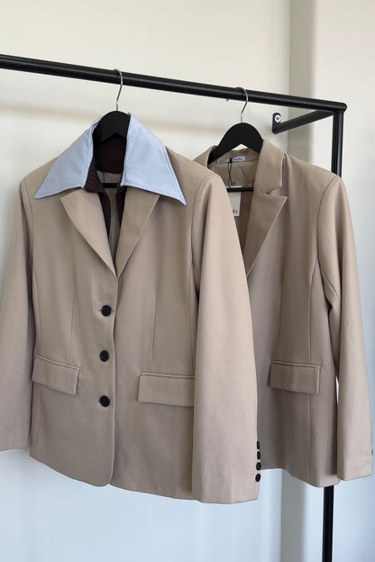 Blazer W/Removable Collar