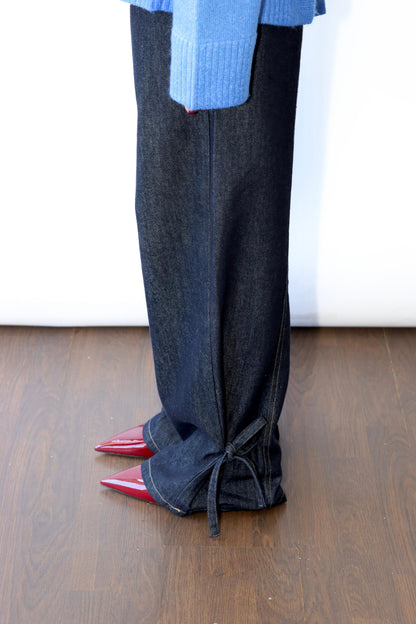 Wide Leg Jeans W/Bow Ties