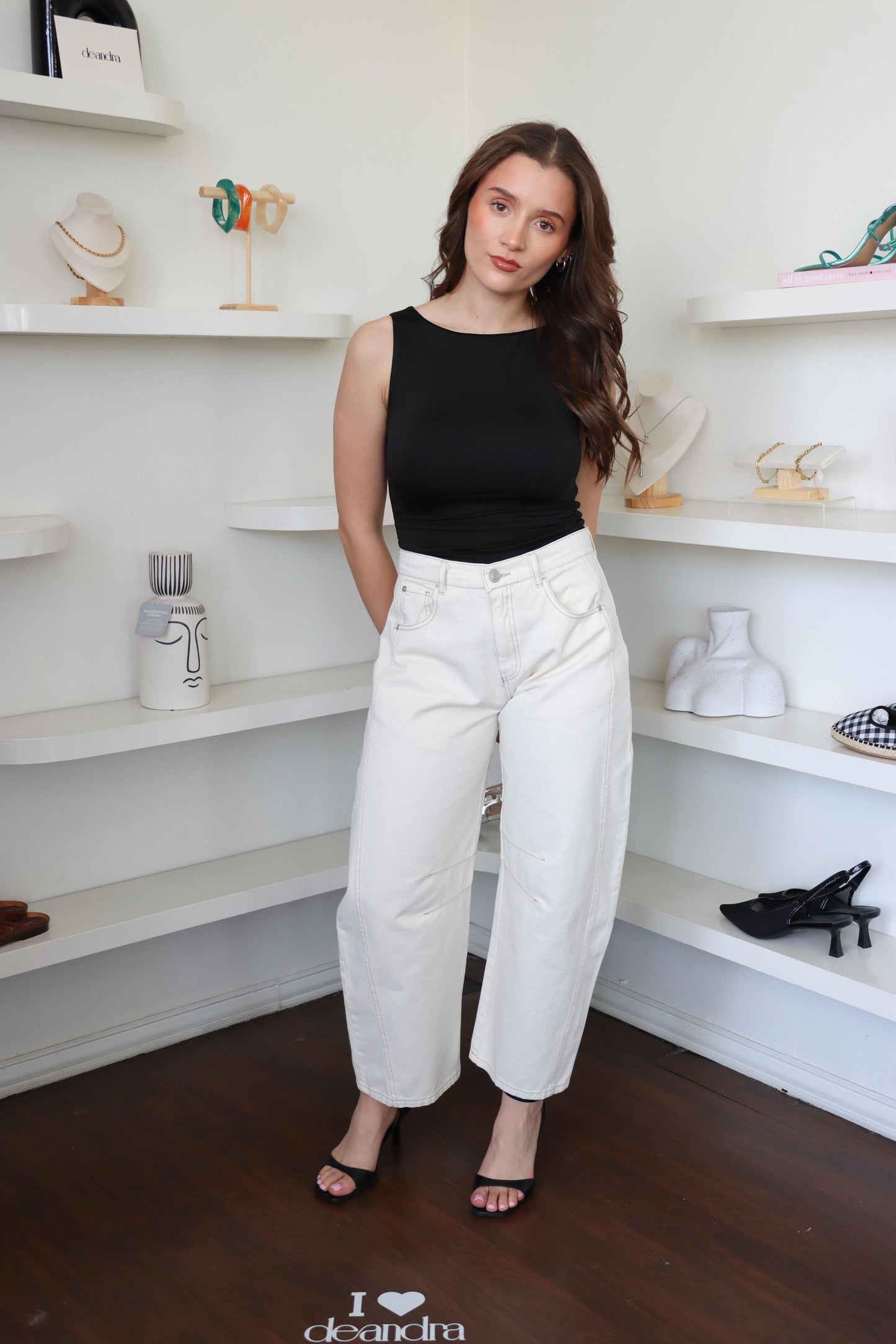 Emmy Barrel Jeans