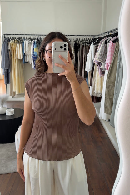 Plisse Mocha Top