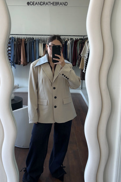 Blazer W/Removable Collar