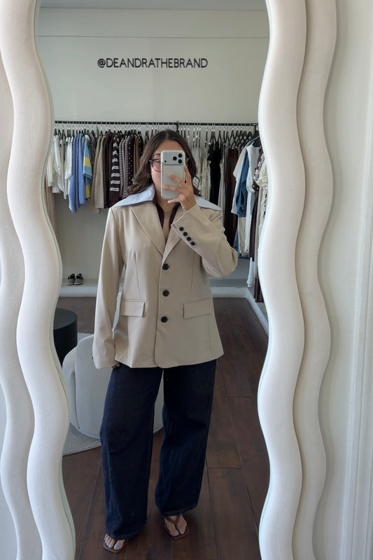 Blazer W/Removable Collar