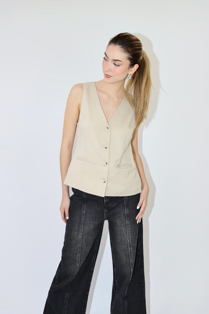 Rylee Adjustable Back Strap Nude Vest